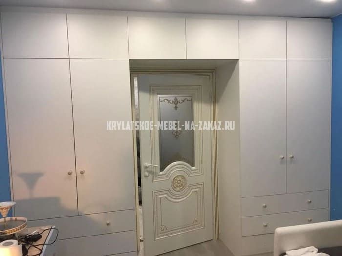 Офисная мебель на заказ в Крылатском