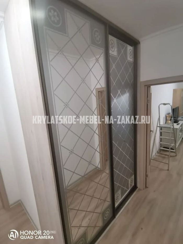 Офисная мебель на заказ в Крылатском