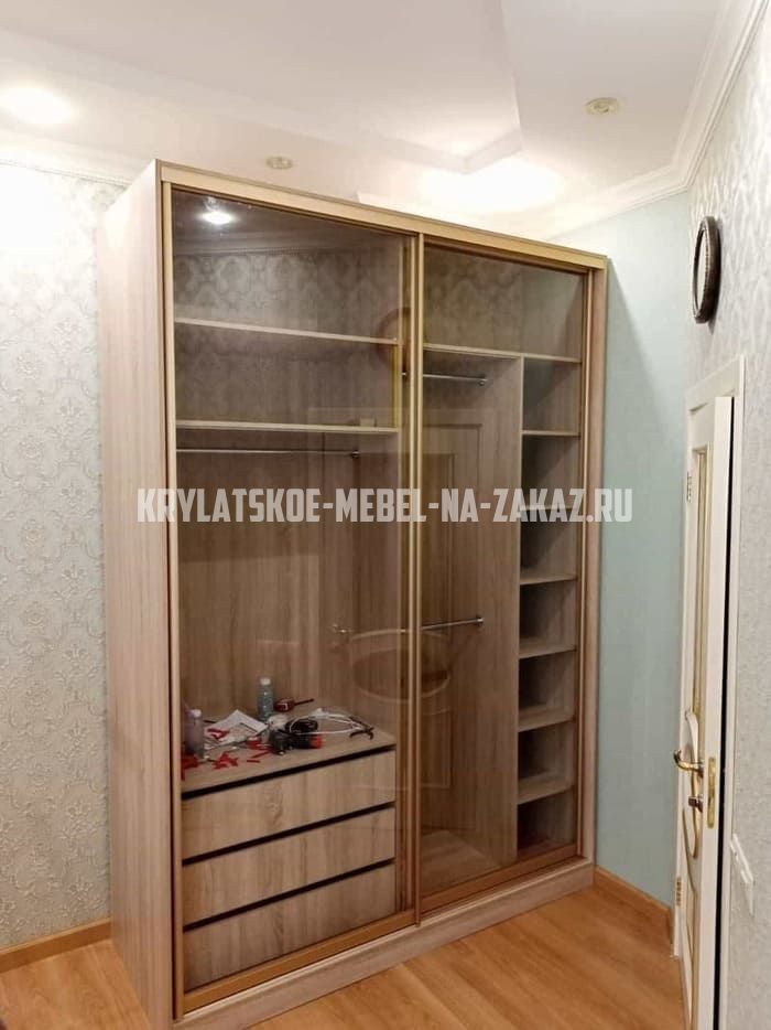 Офисная мебель на заказ в Крылатском