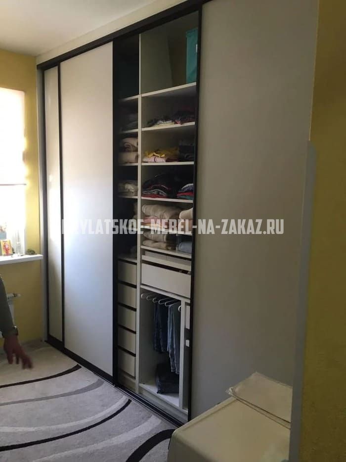 Офисная мебель на заказ в Крылатском