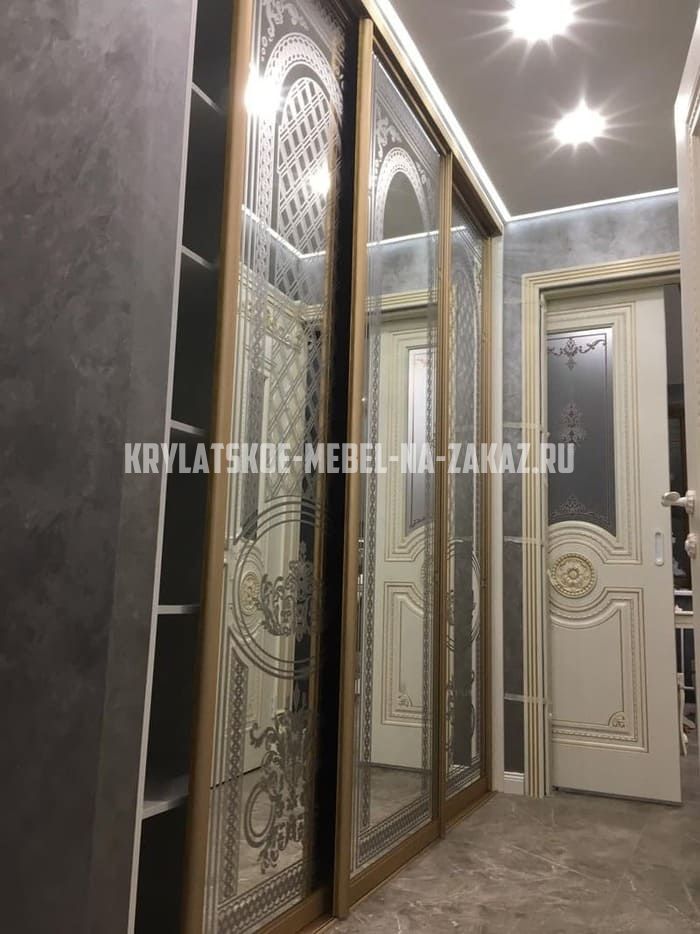 Офисная мебель на заказ в Крылатском